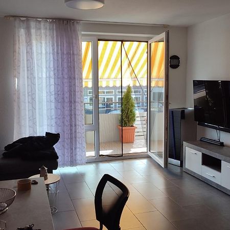 Gemuetliche 2 Zimmer Wohnung In Markgroeningen Esterno foto